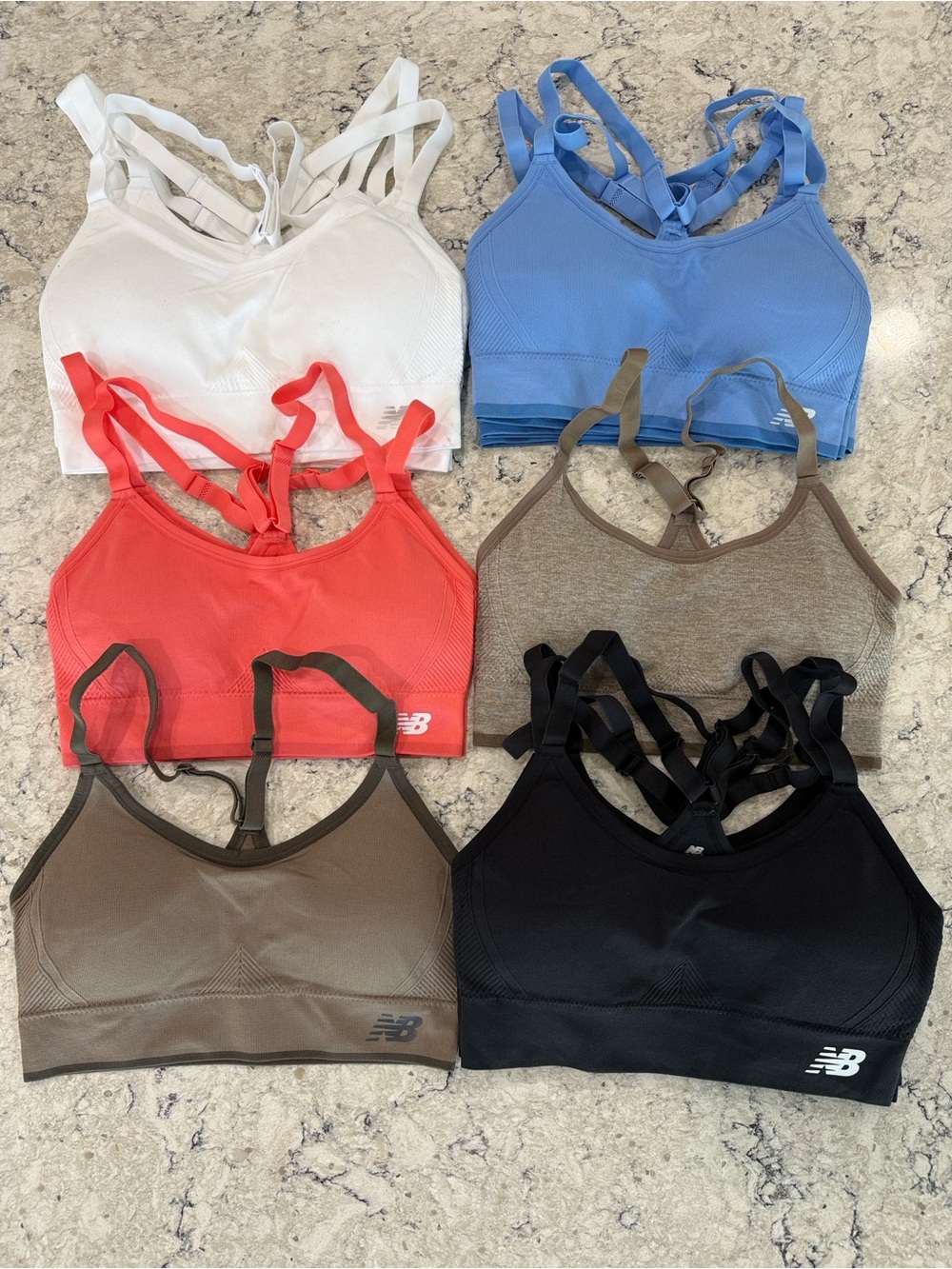 NEW - Size Medium - New Balance Women's Seamless Sports Bra